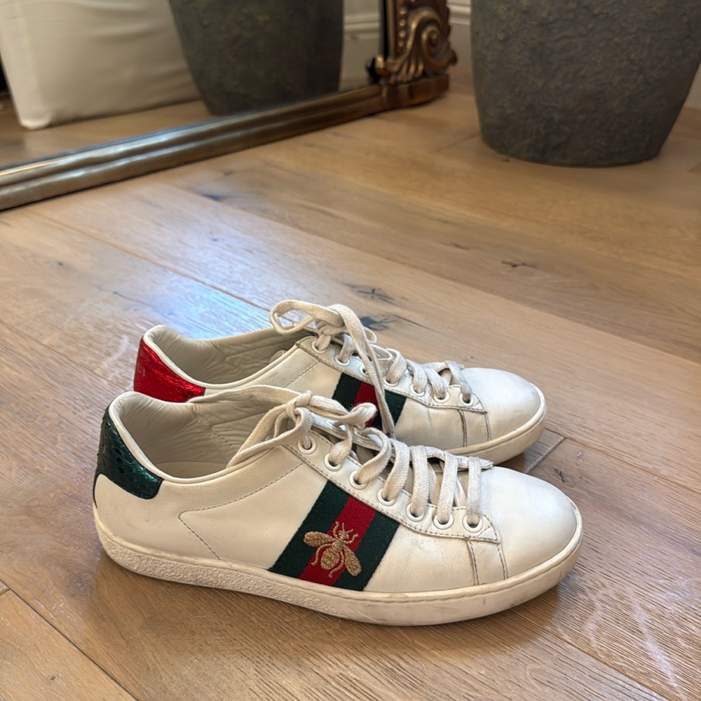 Gucci New ace bee sneakers